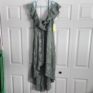 Elegant Green Ruffle Dress